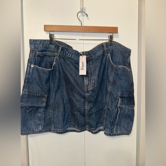 The Drop - Liliya Cargo Mini Skirt - 3X Women - Picture 3 of 7